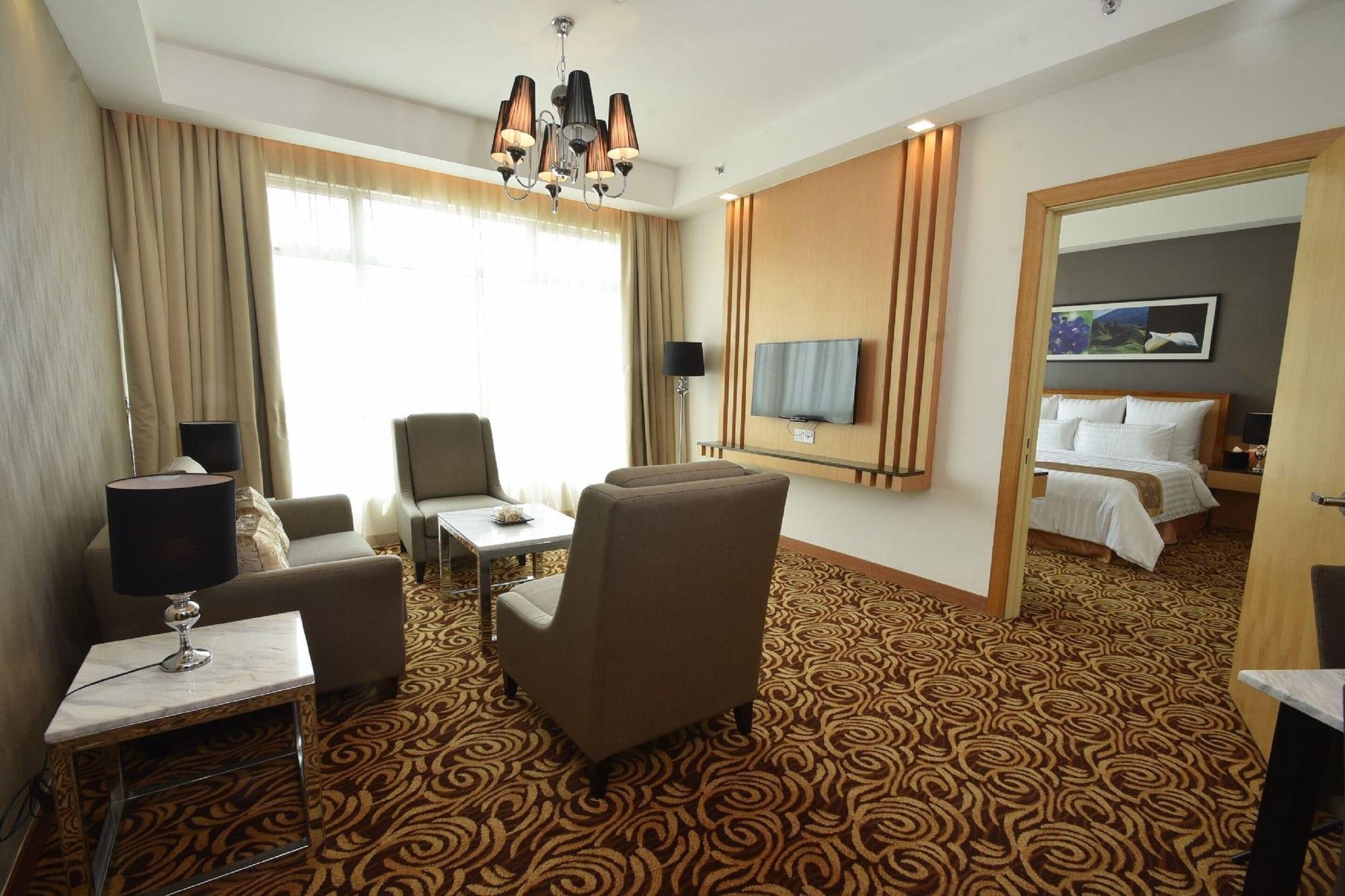 Tenera Hotel Bangi Dış mekan fotoğraf Suite room