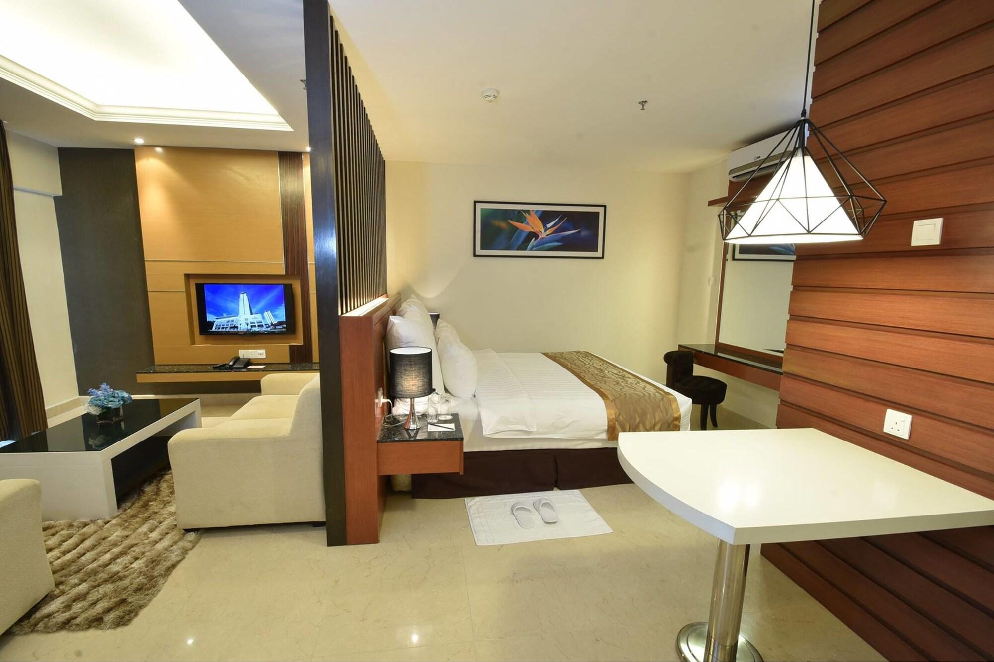 Tenera Hotel Bangi Dış mekan fotoğraf A room at the hotel